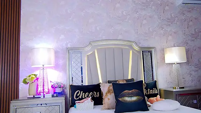 Issadorra online show from January 19, 2026, 7:01 am