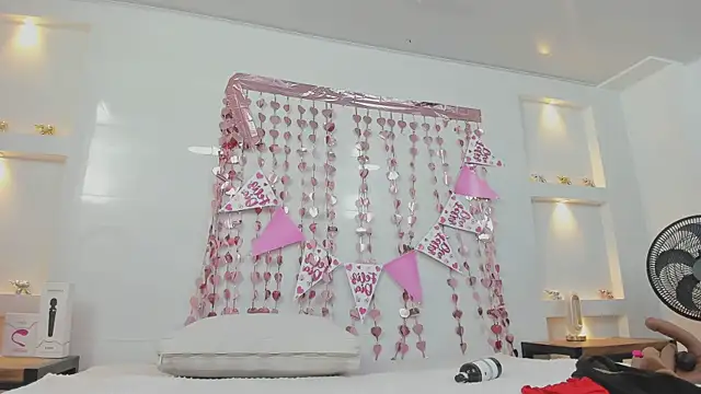 Snapshot of Dalia-Prada chatting on February 13, 2026, 3:50 am Dalia-Prada online show from February 13, 2026, 3:50 am