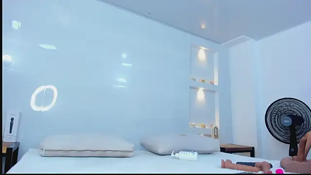 Snapshot of Dalia-Prada chatting on October 2, 2025, 4:49 am Dalia-Prada online show from October 2, 2025, 4:49 am