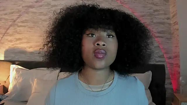 Anneth  M online show from October 17, 2025, 7:59 pm