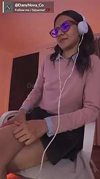 Snapshot of DanyNova_Co chatting on February 10, 2025, 11:13 pm DanyNova Co online show from February 10, 2025, 11:13 pm