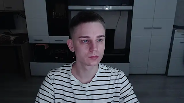 angryzan online show from October 24, 2025, 5:17 am