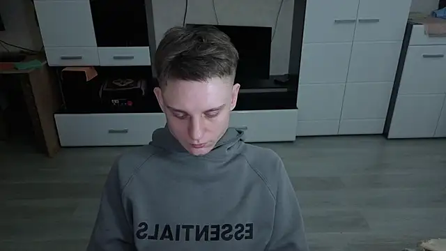 angryzan online show from January 16, 2026, 4:49 am