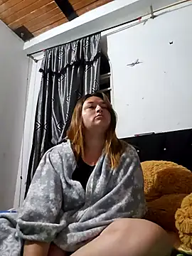 Sofia Queen17 online show from March 7, 2025, 10:35 am