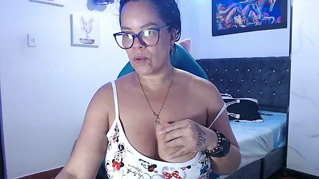 Snapshot of sofia_lopez76 chatting on September 16, 2025, 3:13 pm sofia lopez76 online show from September 16, 2025, 3:13 pm