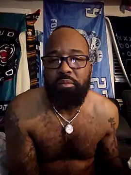 GallowayGooch1085 online show from April 22, 2026, 2:40 am