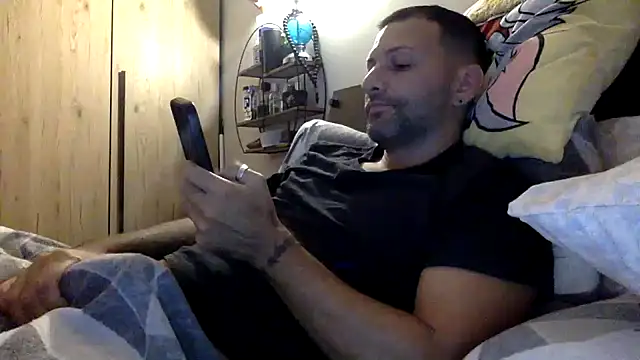 Snapshot of goroasroma90 chatting on November 18, 2025, 8:39 am goroasroma90 online show from November 18, 2025, 8:39 am