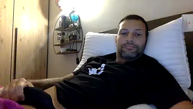 Snapshot of goroasroma90 chatting on November 14, 2025, 8:51 am goroasroma90 online show from November 14, 2025, 8:51 am