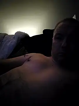 walker1979 online show from February 12, 2026, 10:42 pm