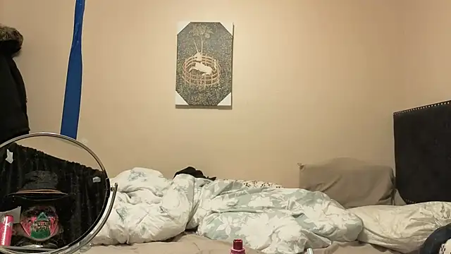 hailzeffn online show from March 30, 2026, 10:28 am