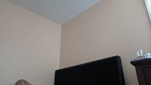 Snapshot of hailzeffn chatting on October 4, 2025, 5:14 pm hailzeffn online show from October 4, 2025, 5:14 pm
