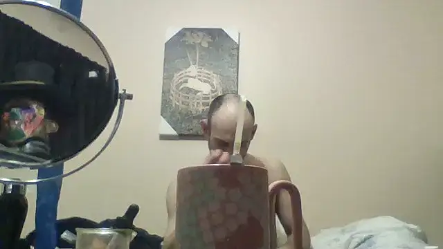 Snapshot of hailzeffn chatting on May 9, 2026, 8:34 pm hailzeffn online show from May 9, 2026, 8:34 pm