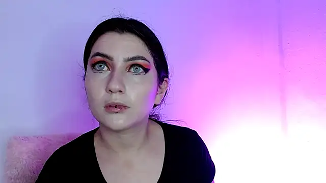 sophy rock online show from December 15, 2025, 9:20 pm