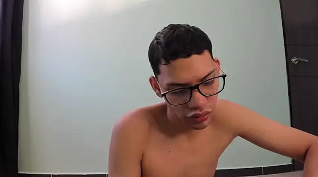 Snapshot of Diego-Monsalve chatting on January 19, 2025, 4:25 pm Diego-Monsalve online show from January 19, 2025, 4:25 pm