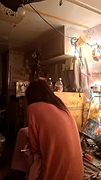 whitetrashdirtyslut online show from July 22, 2026, 11:12 am