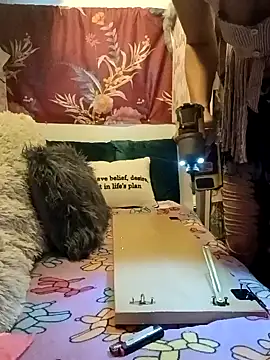 Snapshot of whitetrashdirtyslut chatting on November 29, 2025, 9:59 pm whitetrashdirtyslut online show from November 29, 2025, 9:59 pm