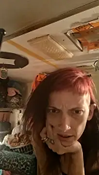whitetrashdirtyslut online show from July 1, 2026, 4:24 am