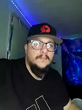 Snapshot of Spunonymous chatting on February 10, 2025, 2:41 am Spunonymous online show from February 10, 2025, 2:41 am