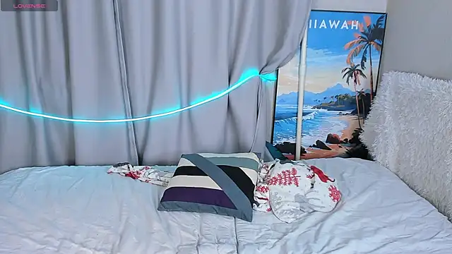 Snapshot of 4ever_dude chatting on October 21, 2025, 3:55 pm 4ever dude online show from October 21, 2025, 3:55 pm