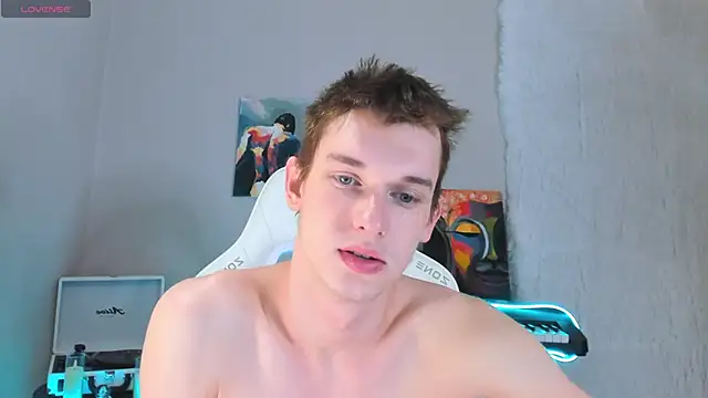 Snapshot of 4ever_dude chatting on February 23, 2025, 5:01 am 4ever dude online show from February 23, 2025, 5:01 am