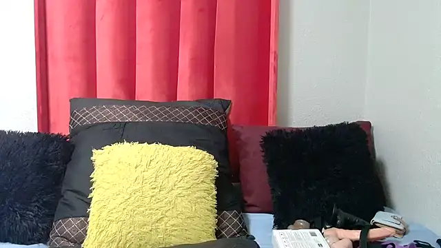 Snapshot of chocolatemix44 chatting on February 18, 2026, 12:08 am chocolatemix44 online show from February 18, 2026, 12:08 am