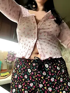 space stacy online show from October 25, 2025, 4:00 am