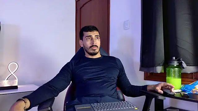 muscle ares online show from November 8, 2025, 12:25 am