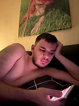 Snapshot of oscar_sweet22 chatting on November 3, 2025, 12:53 pm oscar sweet22 online show from November 3, 2025, 12:53 pm