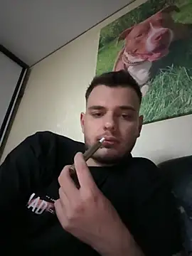 Snapshot of oscar_sweet22 chatting on October 28, 2025, 11:58 pm oscar sweet22 online show from October 28, 2025, 11:58 pm