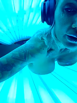 Snapshot of Ninasweden chatting on March 15, 2025, 8:43 pm Ninasweden online show from March 15, 2025, 8:43 pm