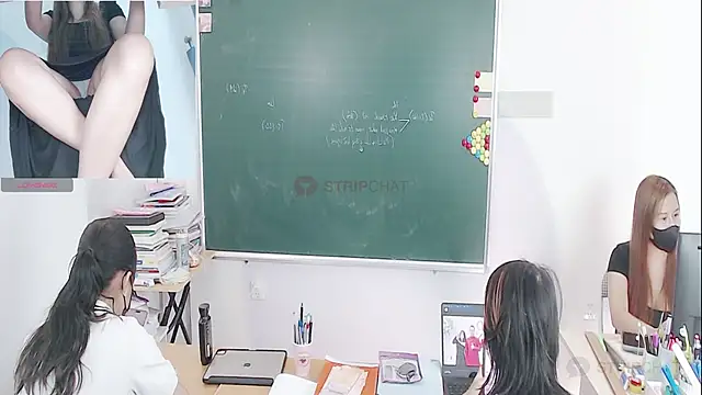  Math  online show from October 28, 2025, 3:18 am