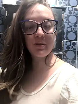 Snapshot of Venus_Santana chatting on October 22, 2025, 5:56 pm Venus Santana online show from October 22, 2025, 5:56 pm