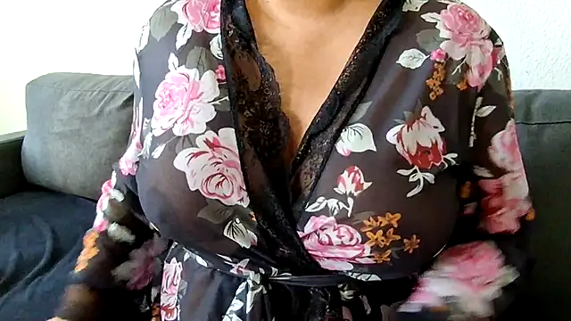 Blzsugar online show from November 17, 2025, 8:35 pm