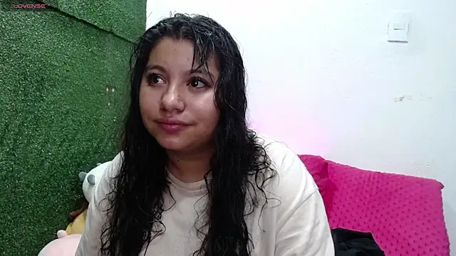 Snapshot of Miaa_Smiith1 chatting on November 5, 2025, 10:07 am Miaa Smiith1 online show from November 5, 2025, 10:07 am