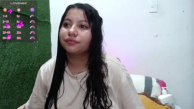 Miaa Smiith1 online show from November 7, 2025, 10:09 am