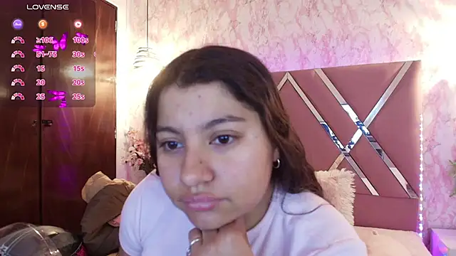 Snapshot of Miaa_Smiith1 chatting on March 7, 2025, 12:12 pm Miaa Smiith1 online show from March 7, 2025, 12:12 pm