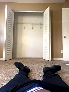 Snapshot of christian0009 chatting on December 16, 2025, 9:19 pm christian0009 online show from December 16, 2025, 9:19 pm