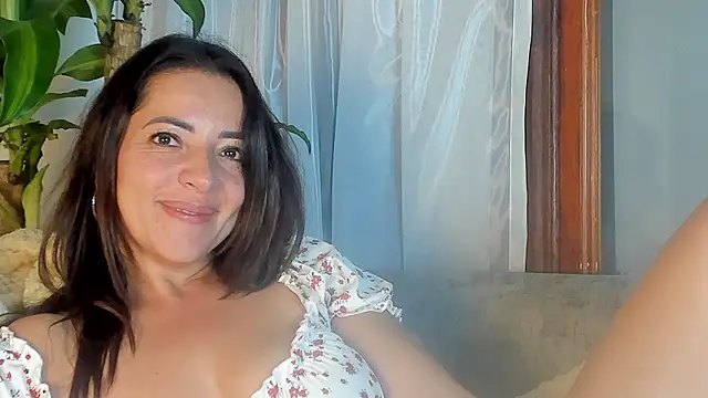 Snapshot of Capriijonesxxx chatting on December 7, 2024, 12:46 am Capriijonesxxx online show from December 7, 2024, 12:46 am