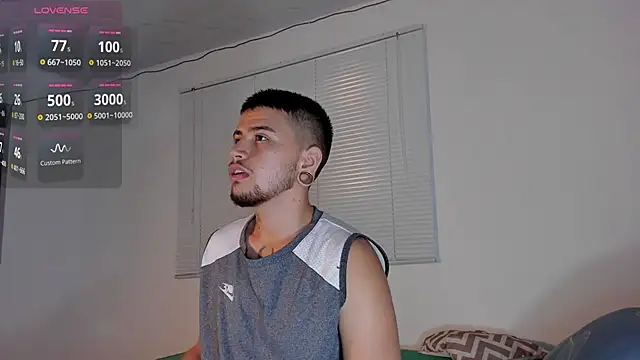 ftmphilip  online show from November 29, 2025, 12:00 am