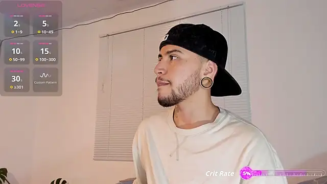 ftmphilip  online show from November 7, 2025, 10:57 pm