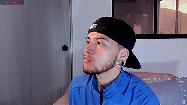 ftmphilip  online show from January 8, 2026, 1:17 pm