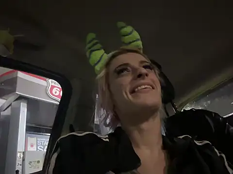 Snapshot of watermellonpussy chatting on February 3, 2025, 6:02 am watermellonpussy online show from February 3, 2025, 6:02 am
