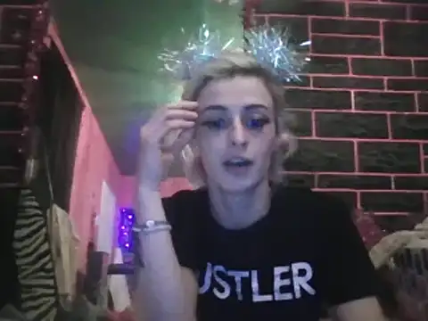 Snapshot of watermellonpussy chatting on February 1, 2025, 7:15 am watermellonpussy online show from February 1, 2025, 7:15 am