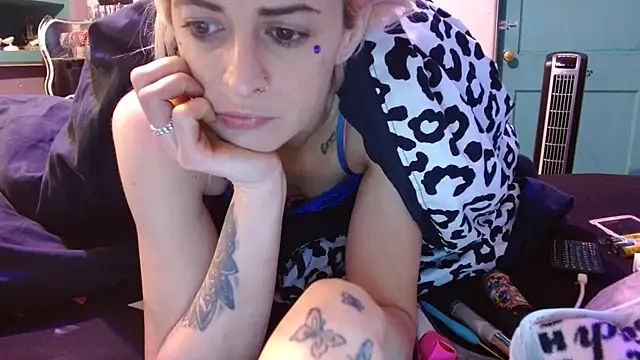 Snapshot of watermellonpussy chatting on January 11, 2026, 2:51 am watermellonpussy online show from January 11, 2026, 2:51 am