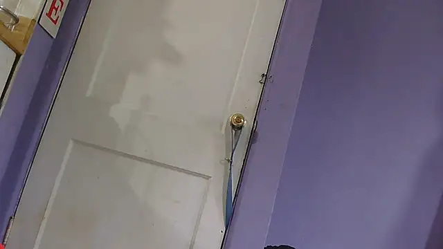 Snapshot of watermellonpussy chatting on October 7, 2025, 4:41 pm watermellonpussy online show from October 7, 2025, 4:41 pm