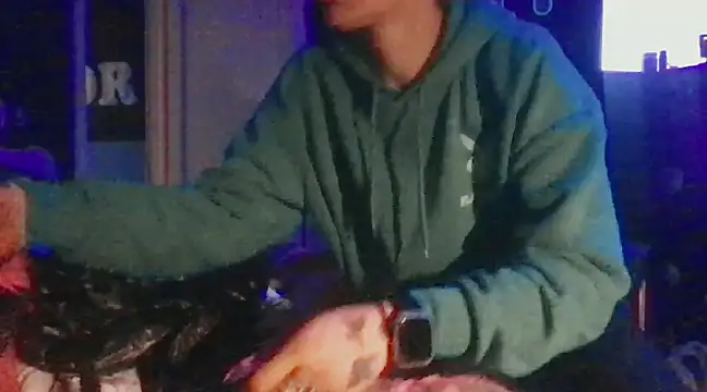 Snapshot of watermellonpussy chatting on December 28, 2024, 5:55 am watermellonpussy online show from December 28, 2024, 5:55 am
