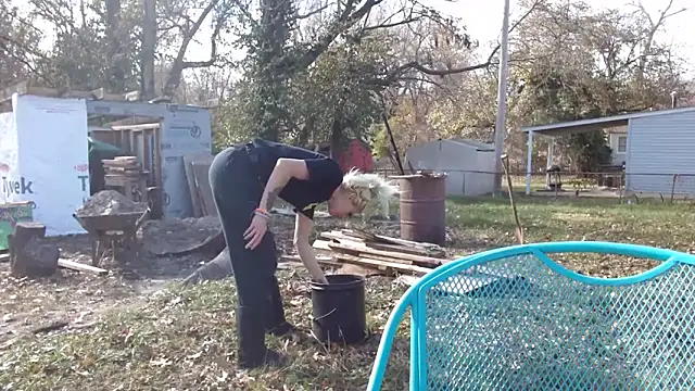 Snapshot of watermellonpussy chatting on November 17, 2025, 5:50 pm watermellonpussy online show from November 17, 2025, 5:50 pm