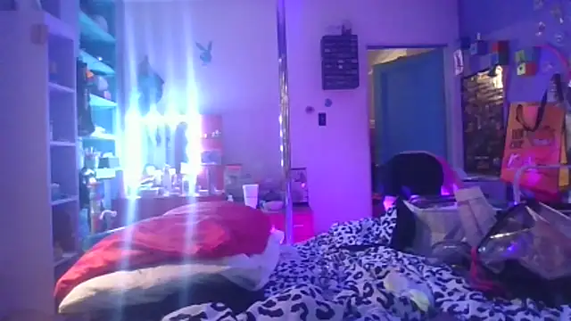 Snapshot of watermellonpussy chatting on February 25, 2026, 8:41 pm watermellonpussy online show from February 25, 2026, 8:41 pm