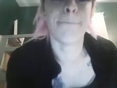 Snapshot of watermellonpussy chatting on January 9, 2025, 2:40 pm watermellonpussy online show from January 9, 2025, 2:40 pm