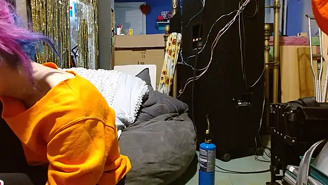 Snapshot of watermellonpussy chatting on December 5, 2025, 4:33 am watermellonpussy online show from December 5, 2025, 4:33 am